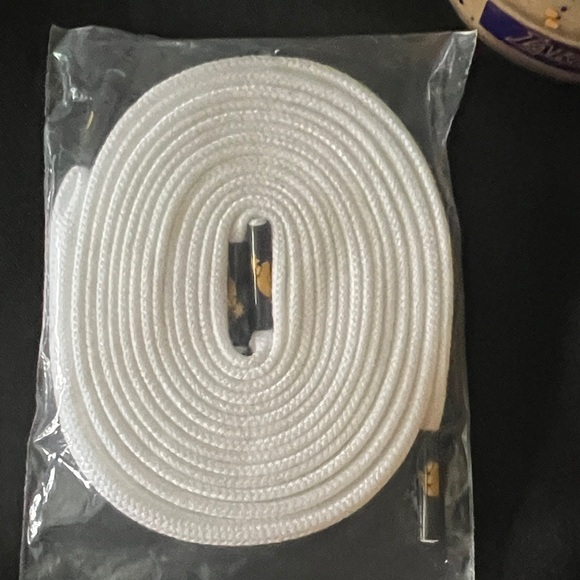 Adidas Lakers x The Hundreds Shoe - Picture 11 of 15